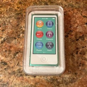 BRAND NEW never used iPod Nano 16GB 7th gen.